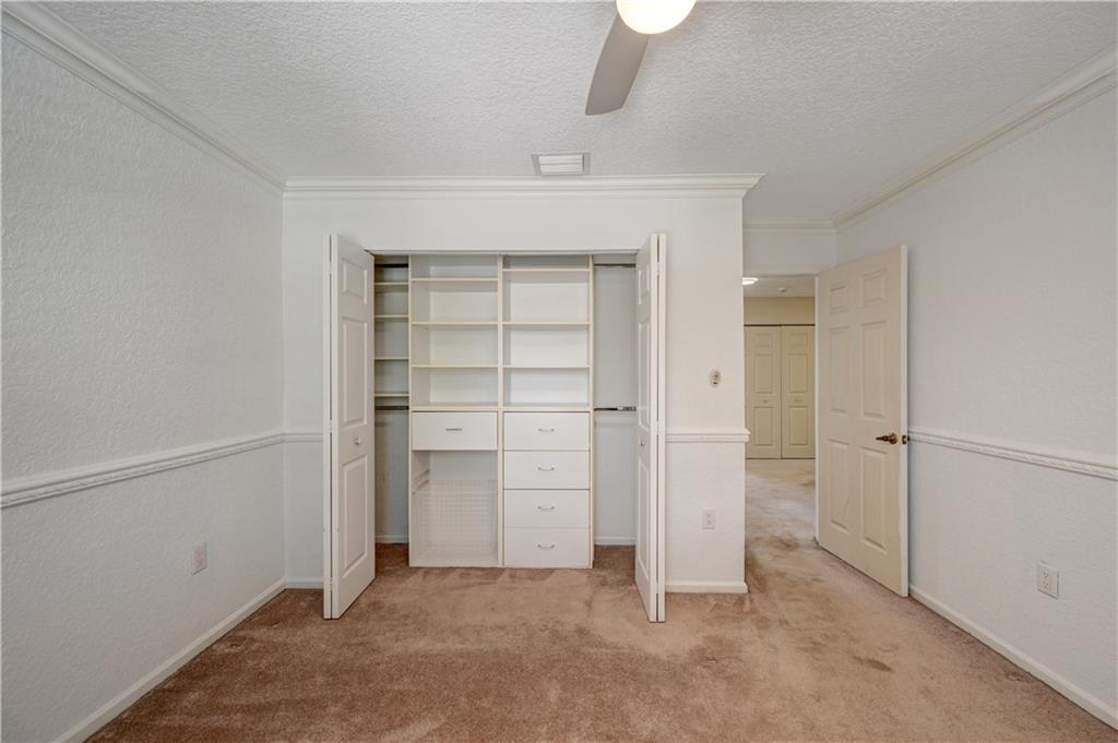 Boulevard Forest 113-39 B - Residential