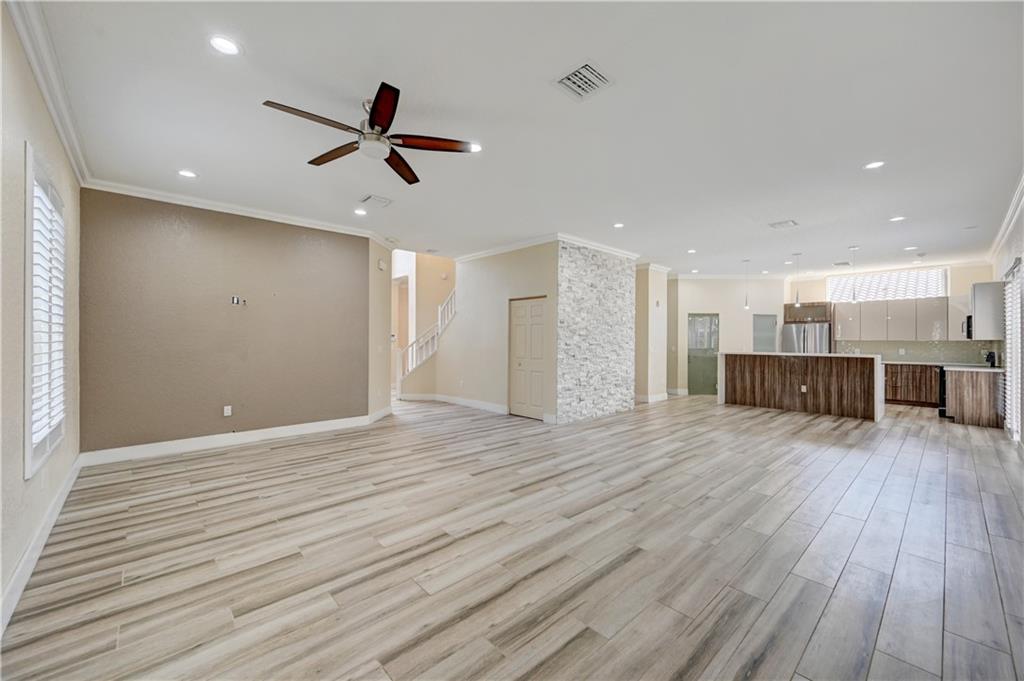 Boulevard Forest 113-39 B - Residential