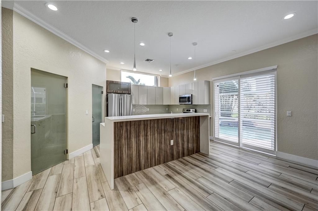 Boulevard Forest 113-39 B - Residential