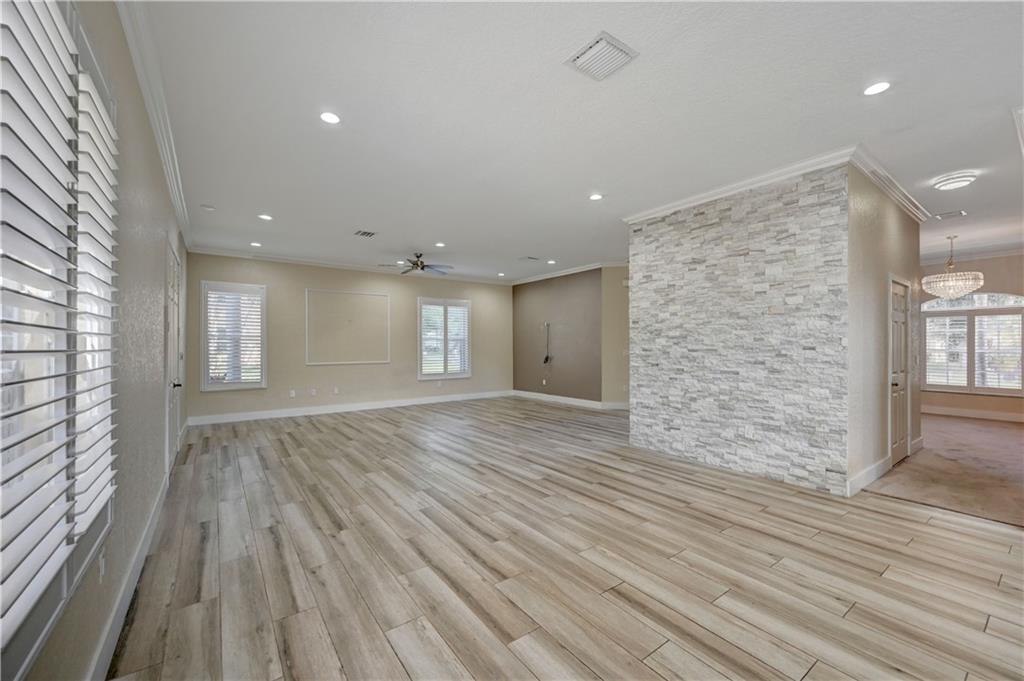 Boulevard Forest 113-39 B - Residential