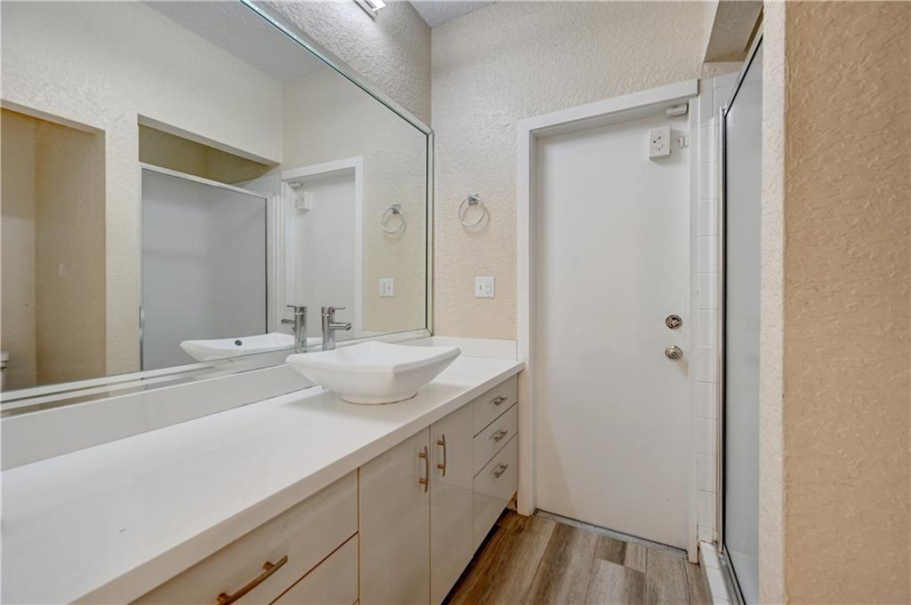 Boulevard Forest 113-39 B - Residential