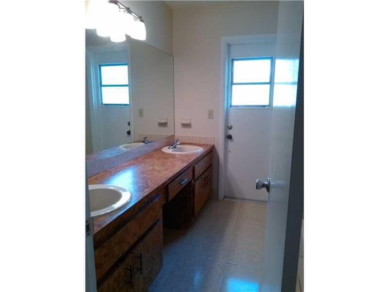 WOOD LAKE 89-49 B - Residential Lease