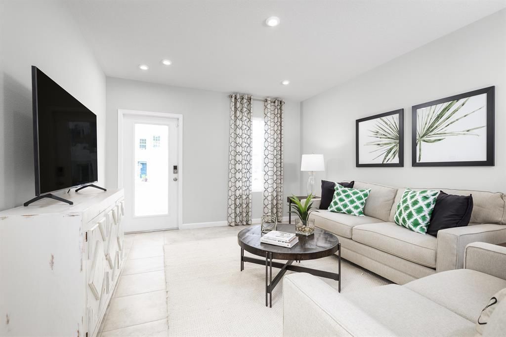 Photo of 164 Savannah Lakes Boulevard, Fort Pierce, FL 34982 (MLS # B26020389)