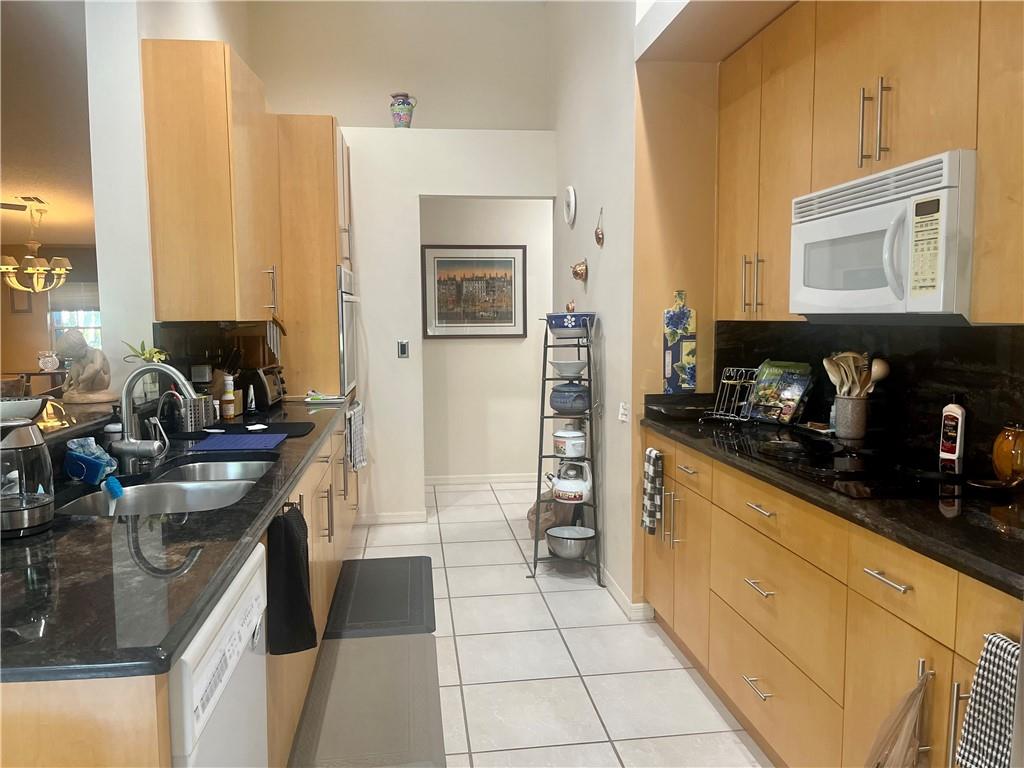 Boulevard Forest 113-39 B - Residential