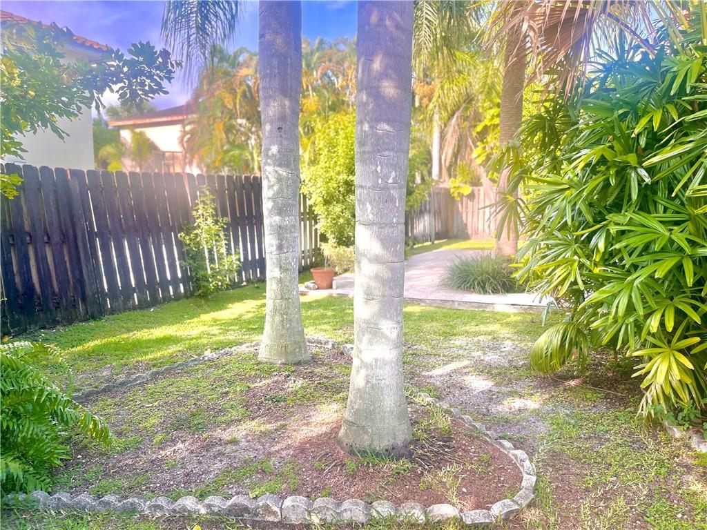 Boulevard Forest 113-39 B - Residential