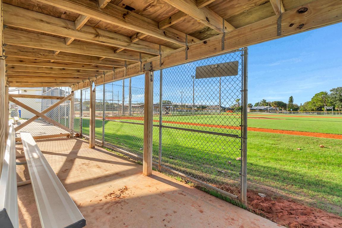 SEBASTIAN HIGHLANDS UNIT 10 - Residential