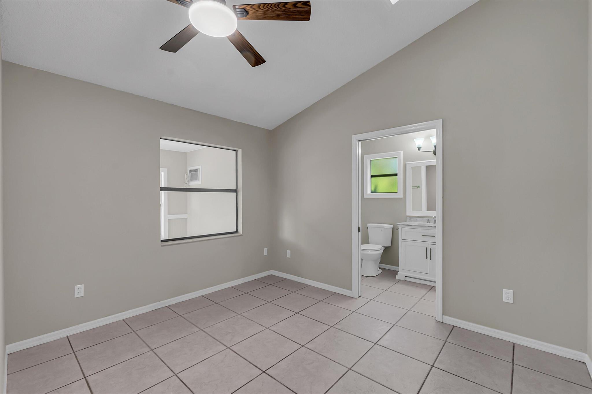 SEBASTIAN HIGHLANDS UNIT - Residential