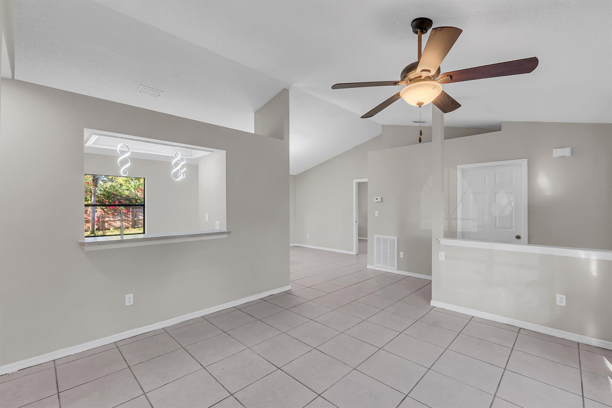 SEBASTIAN HIGHLANDS UNIT - Residential