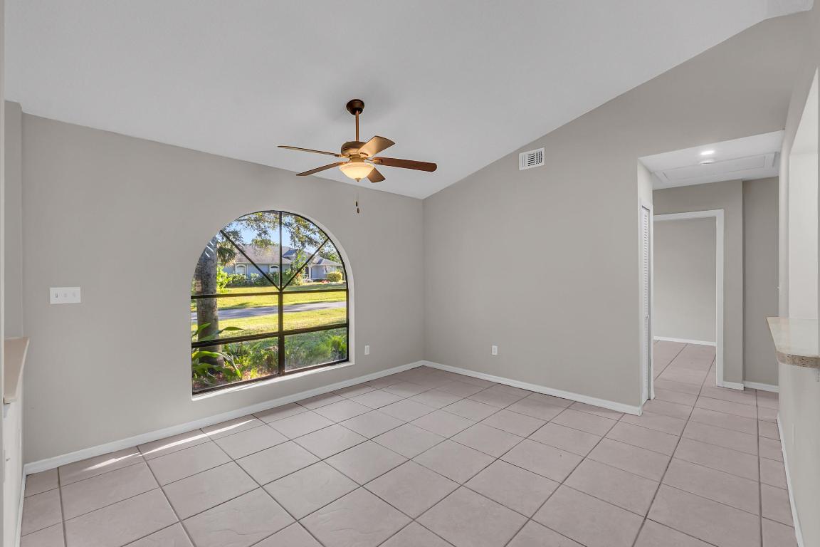 SEBASTIAN HIGHLANDS UNIT 10 - Residential