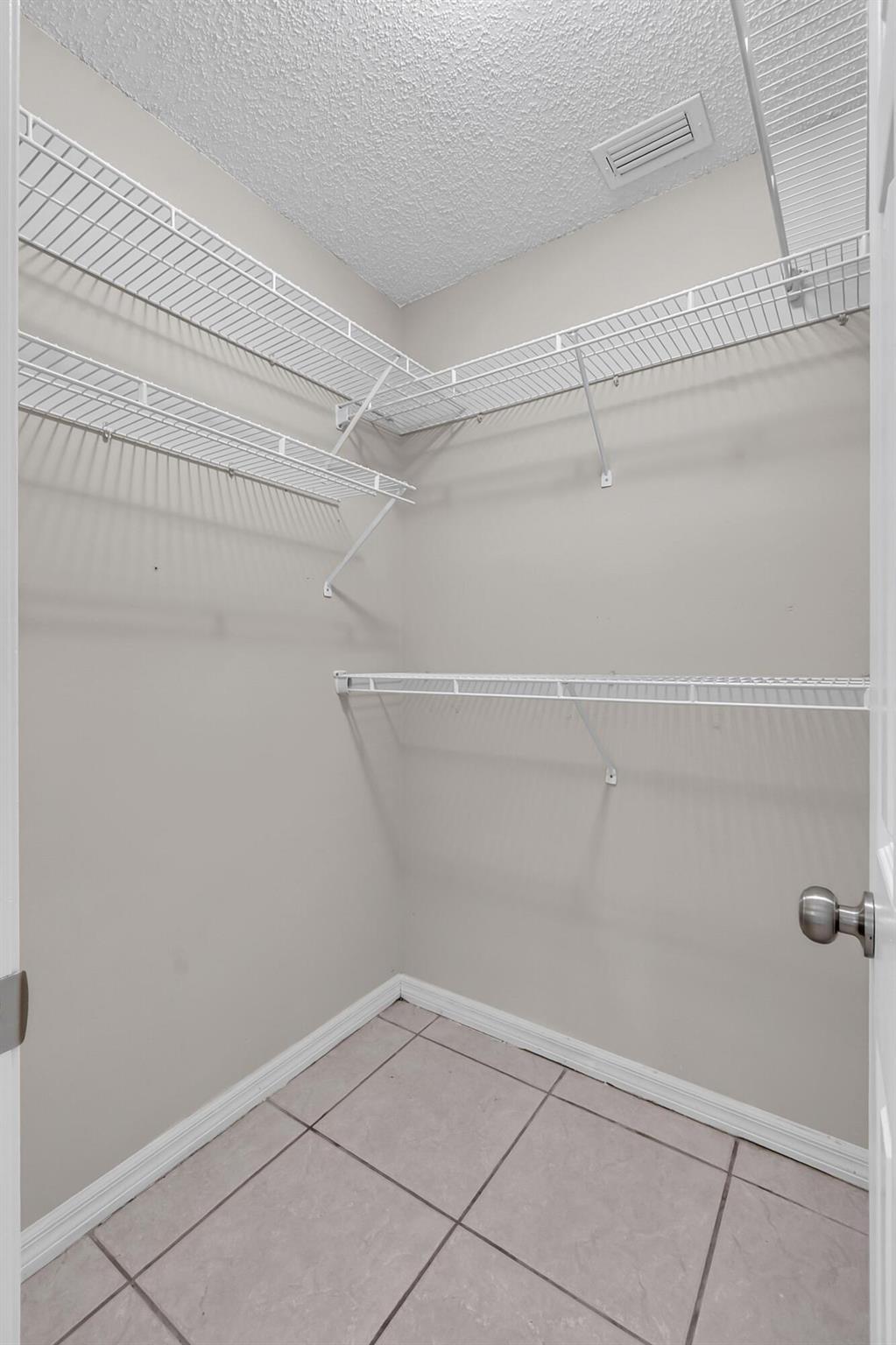 SEBASTIAN HIGHLANDS UNIT - Residential