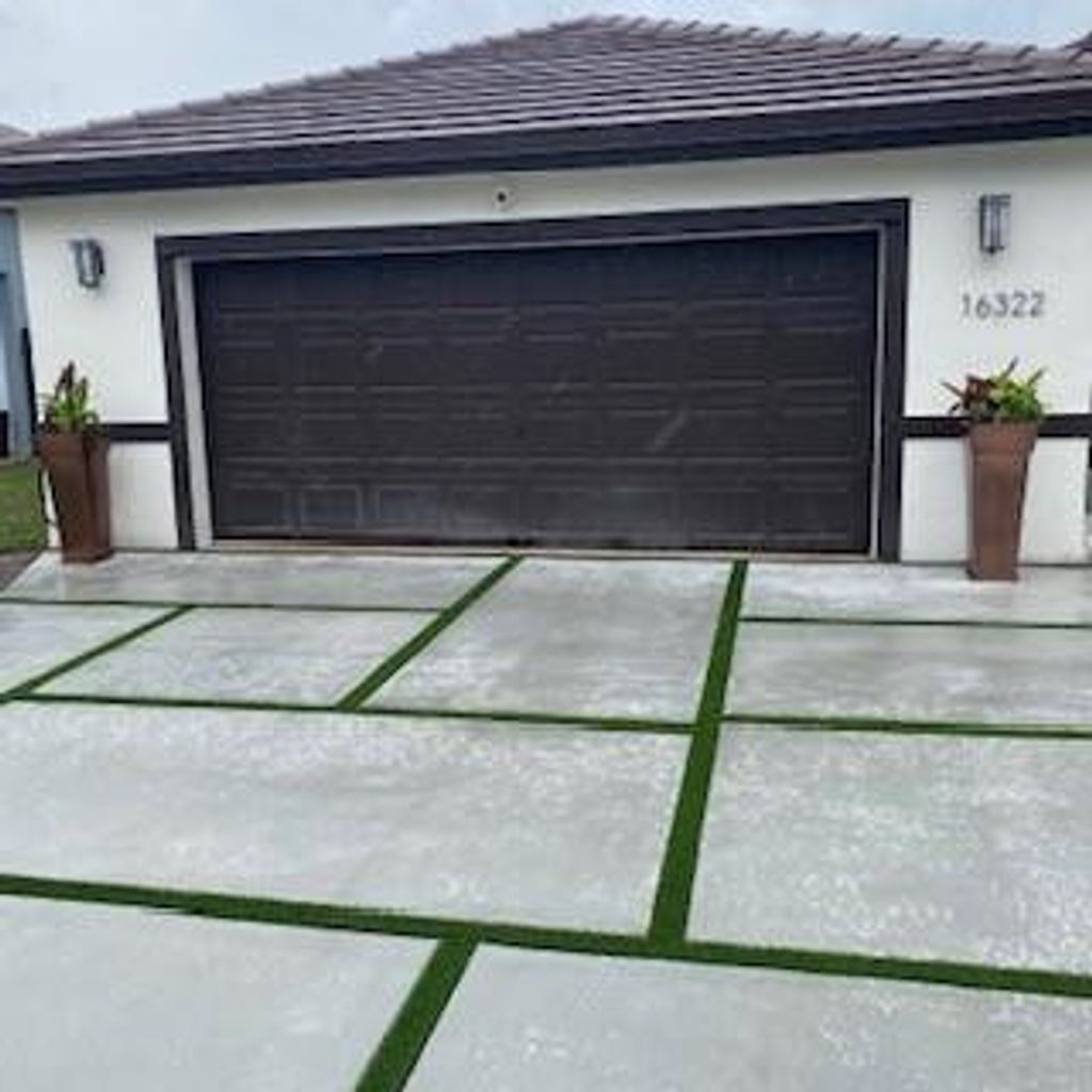 Photo of 16322 SW 76th Street, Miami, FL 33193 (MLS # F10548697)