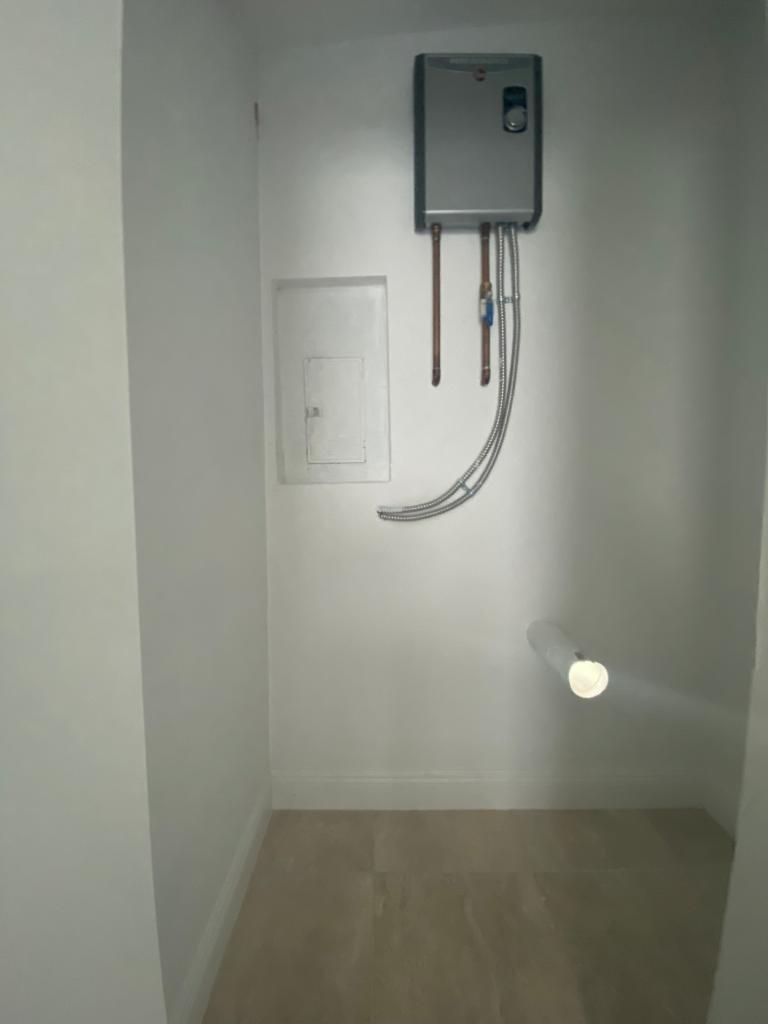 POMPANO BEACH HIGHLANDS 8TH SEC - Residential Lease