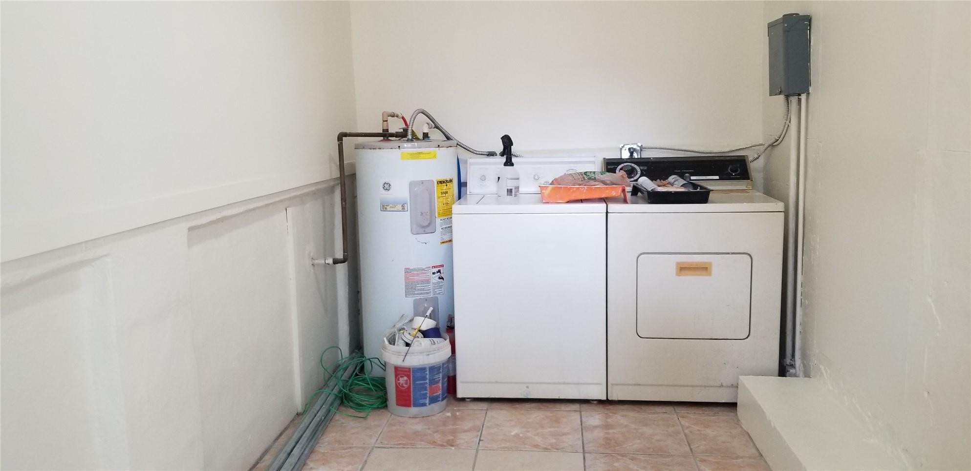 FLORAL PK 1ST AMD - Residential