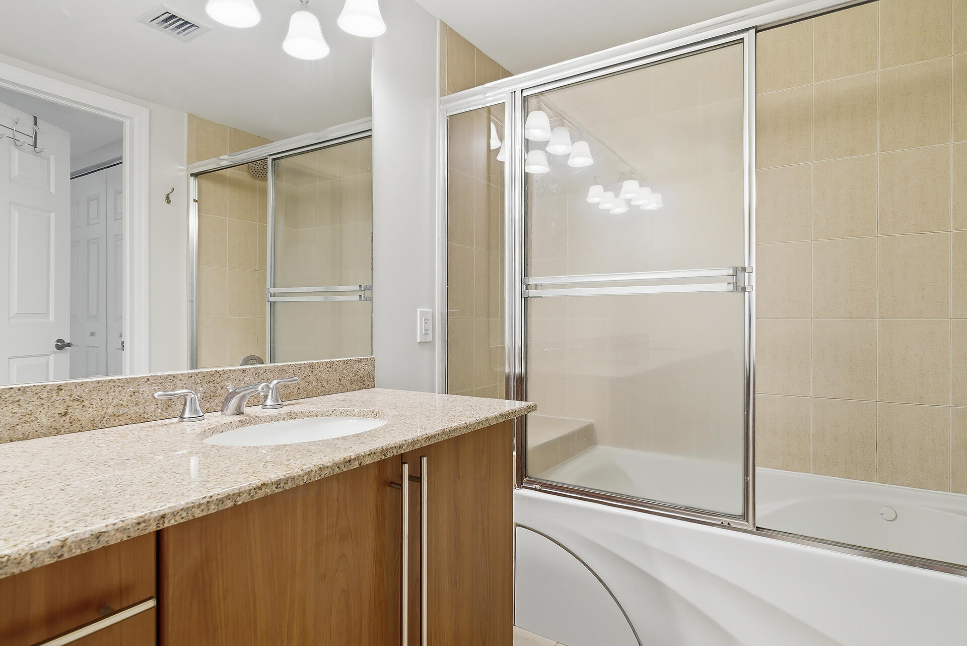 610 CLEMATIS CONDO - Residential