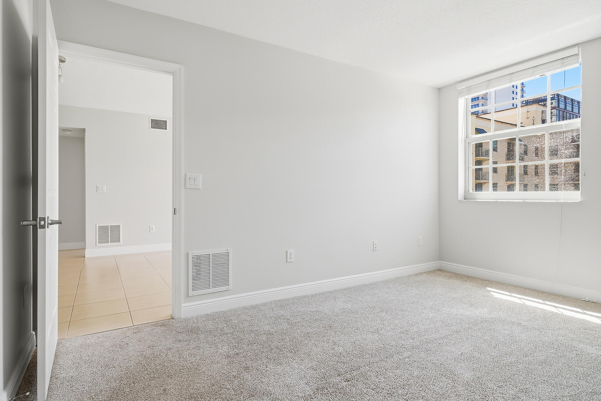 610 CLEMATIS CONDO - Residential