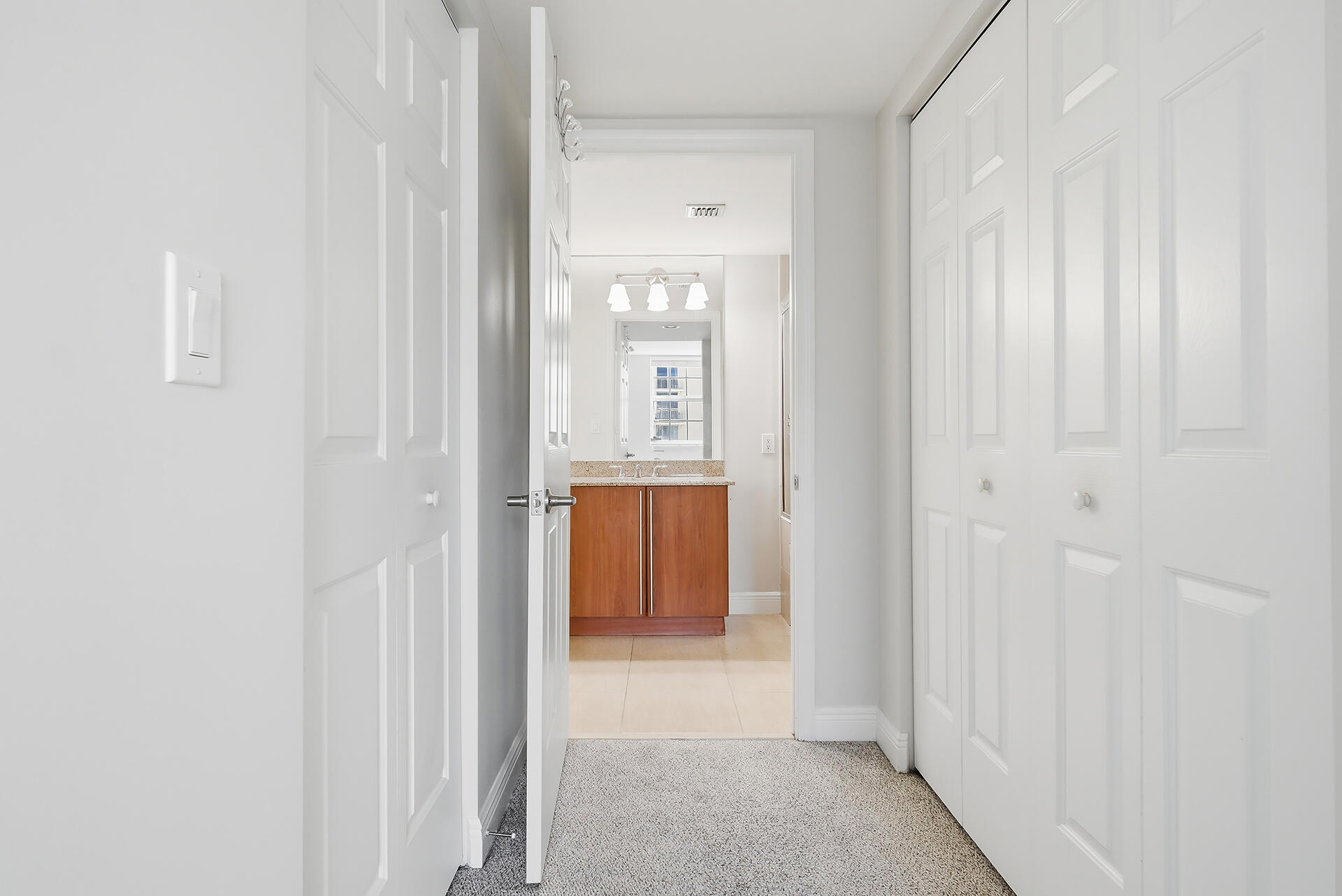 610 CLEMATIS CONDO - Residential