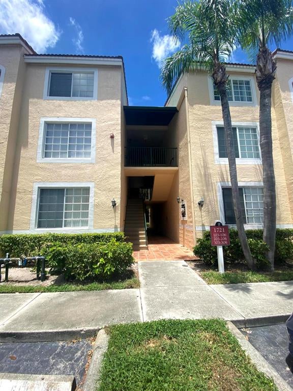 Photo of 1721 Village Boulevard #106, West Palm Beach, FL 33409 (MLS # R10732439)