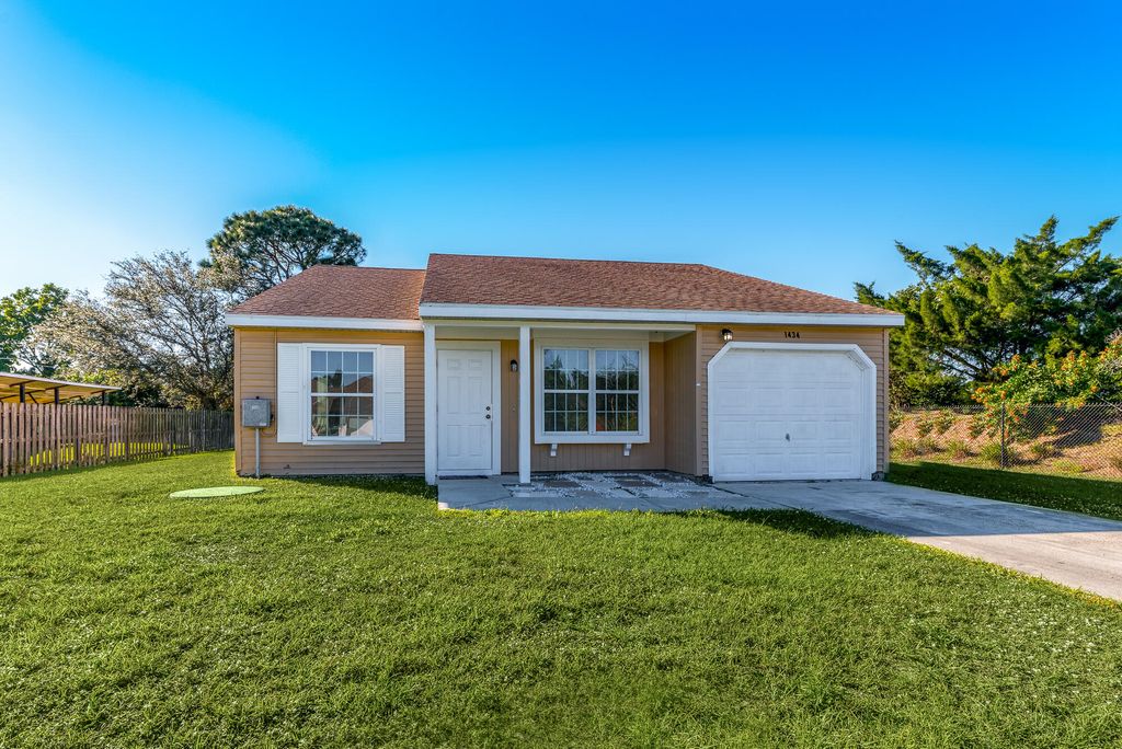 Photo of 1434 SE Solar Street St, Port St Lucie, FL 34983 (MLS # R10778145)
