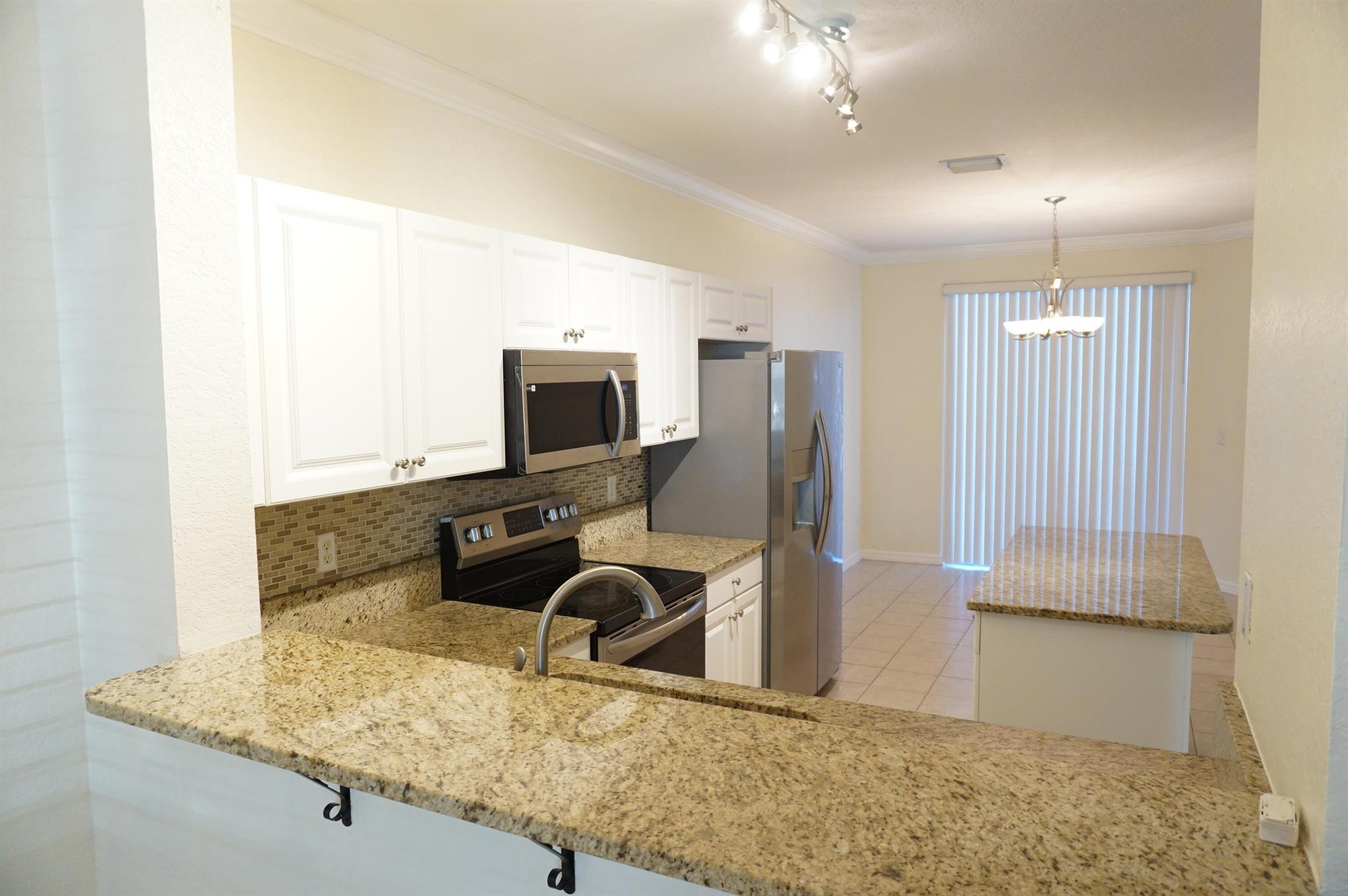 3520 Oleander Terrace