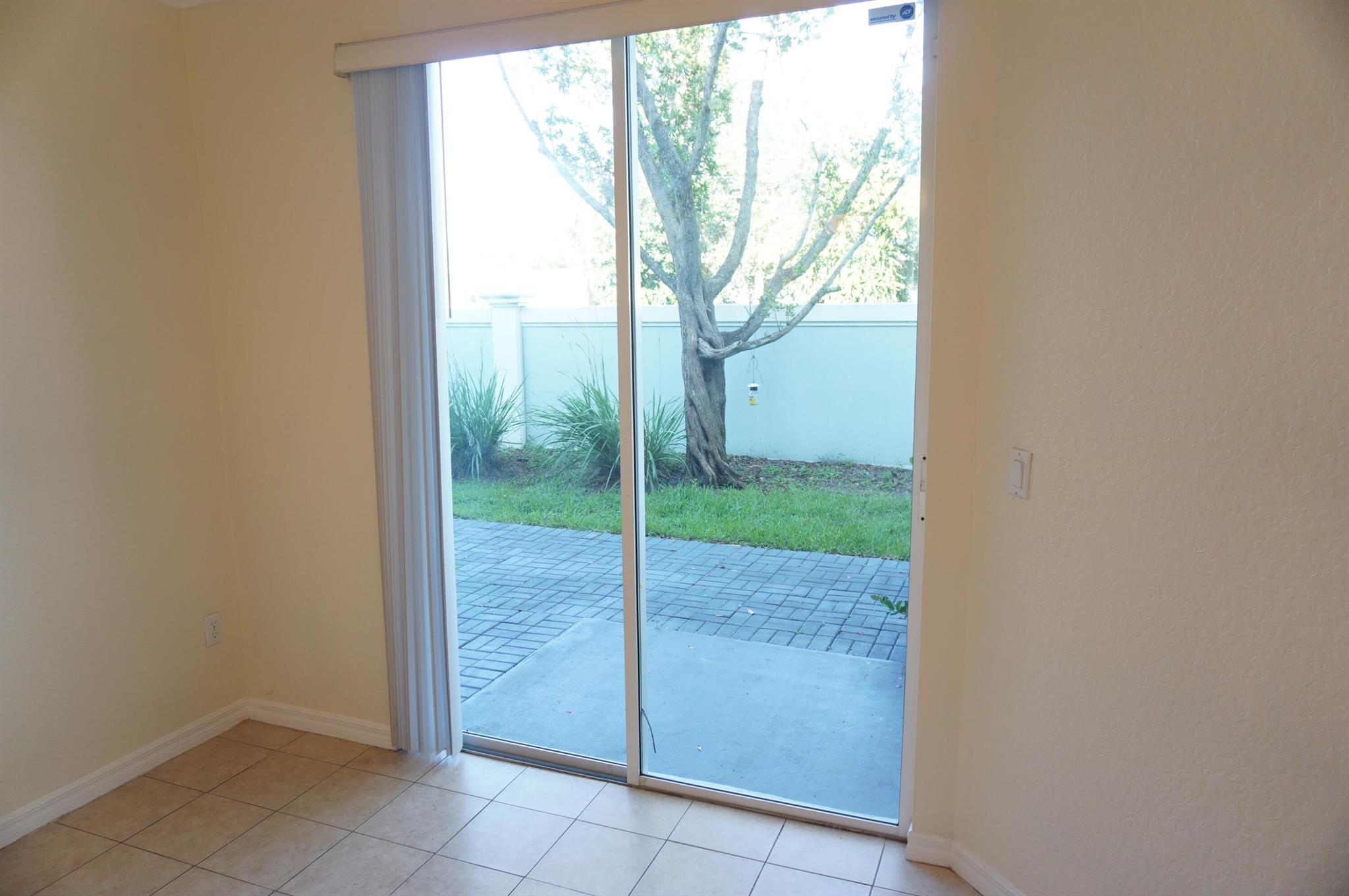 3520 Oleander Terrace