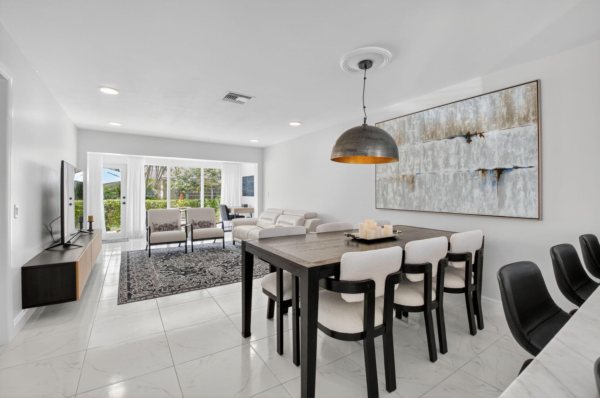 13725 Flora Place, Unit C