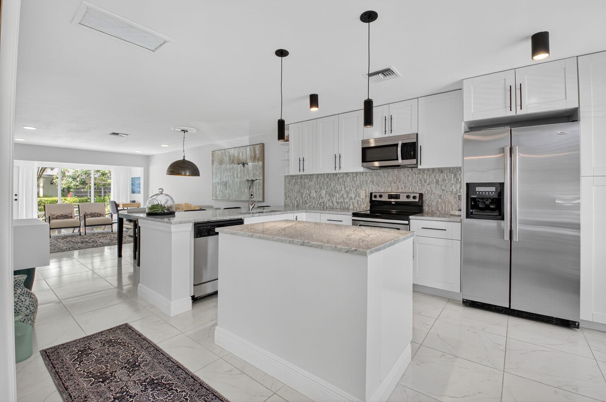13725 Flora Place, Unit C
