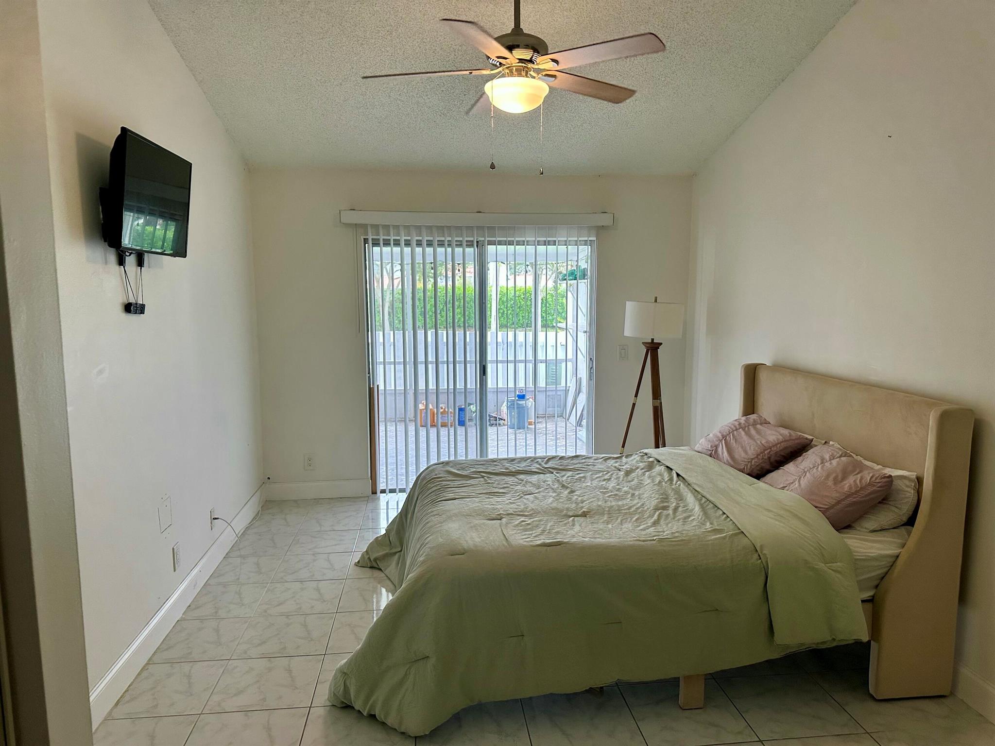 1634 Royal Forest Court