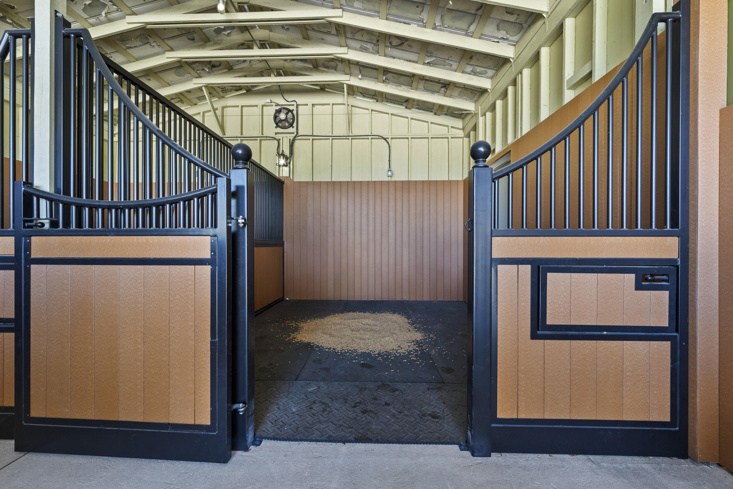 Johns Composite Mino - Residential