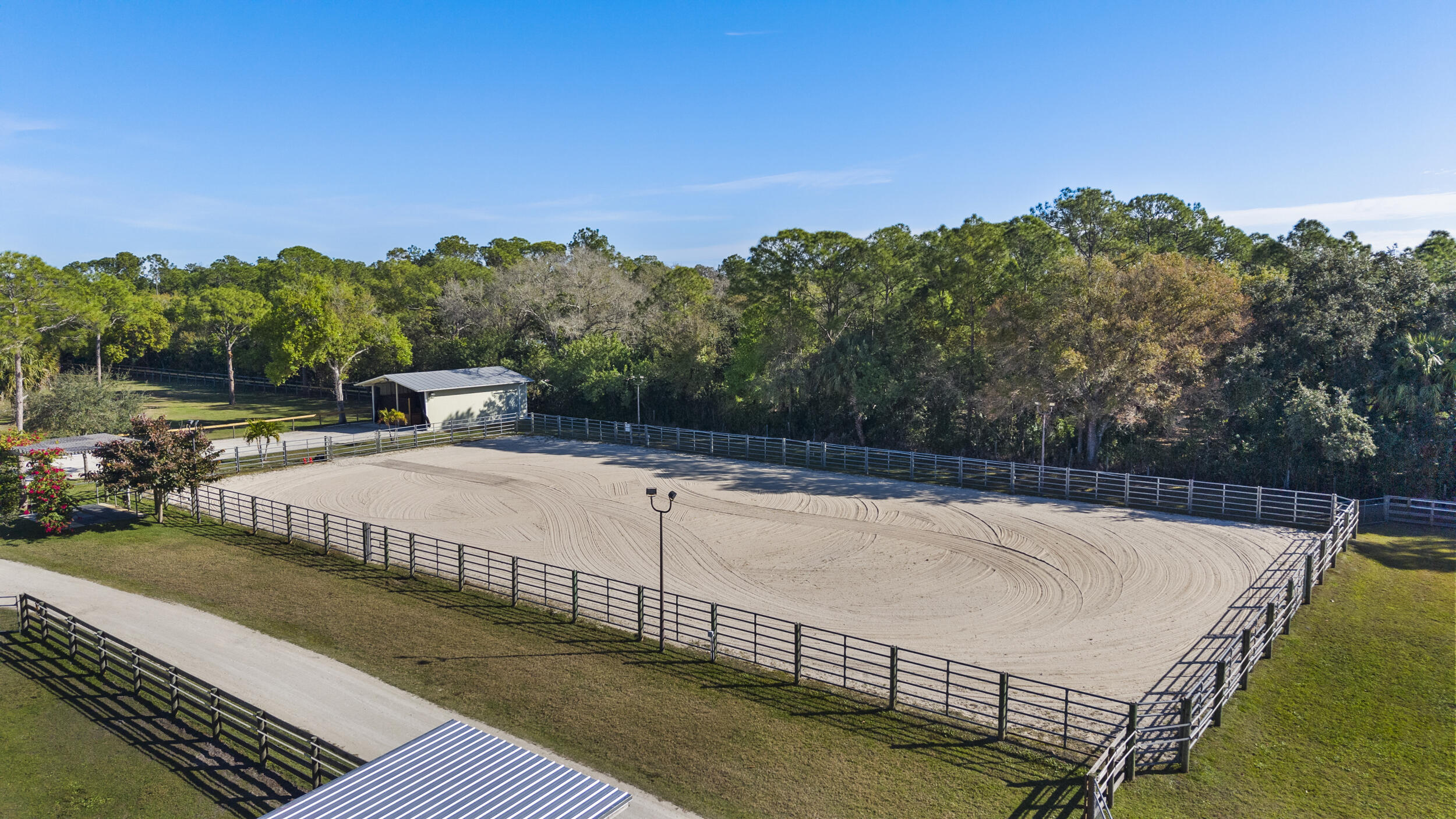 Johns Composite Mino - Residential