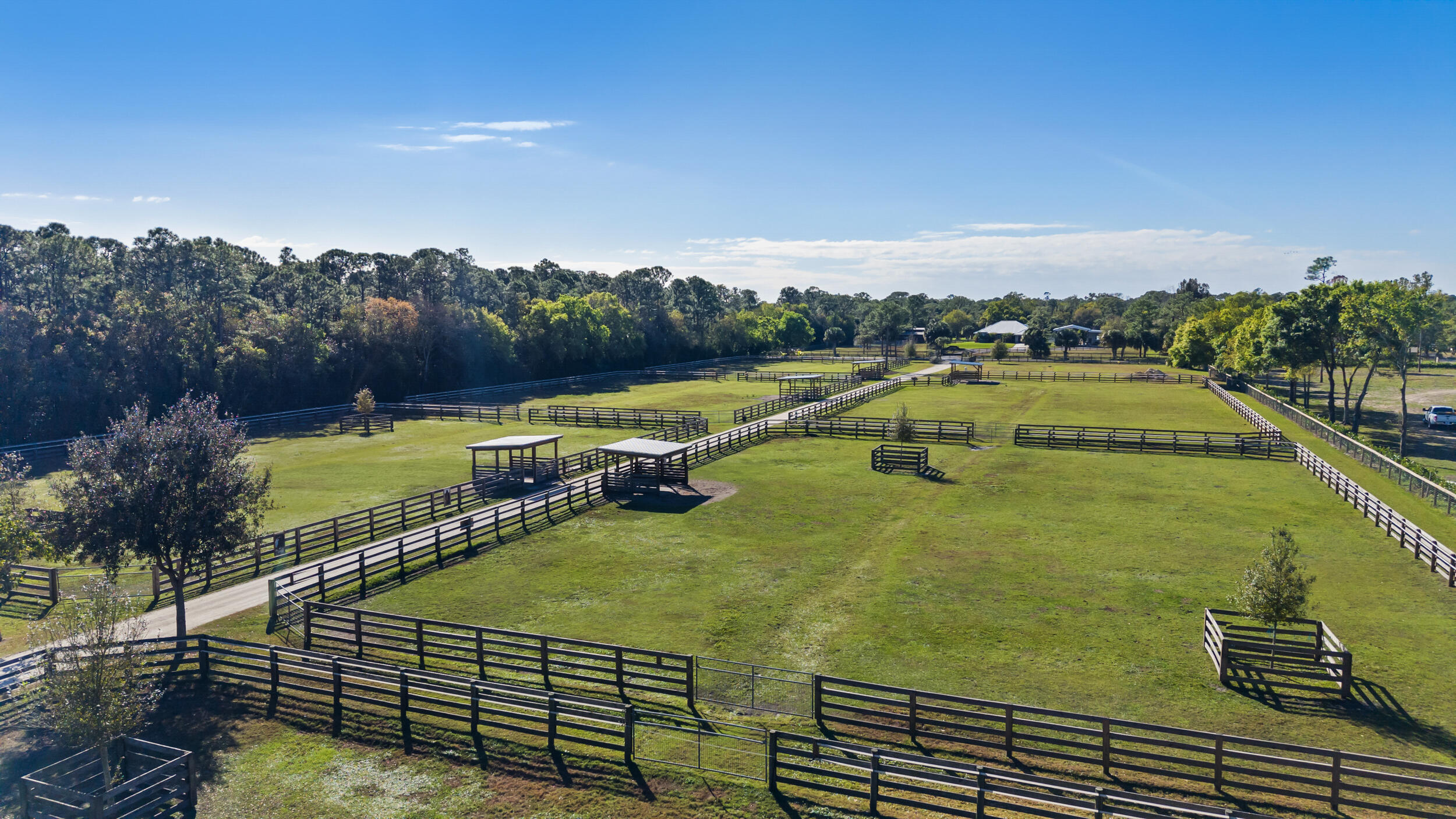 Johns Composite Mino - Residential