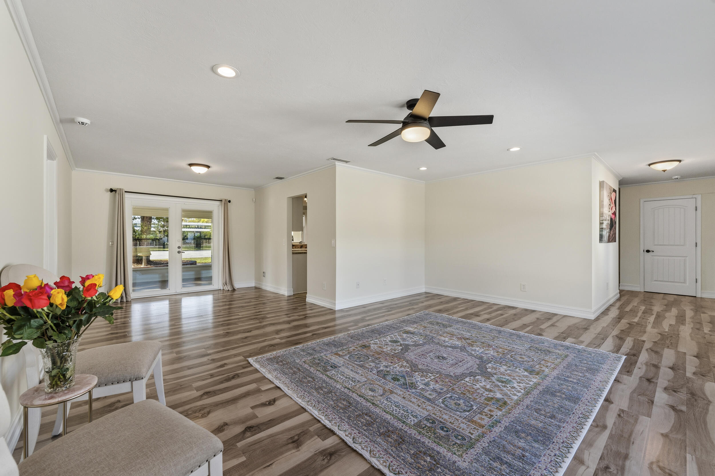 Johns Composite Mino - Residential