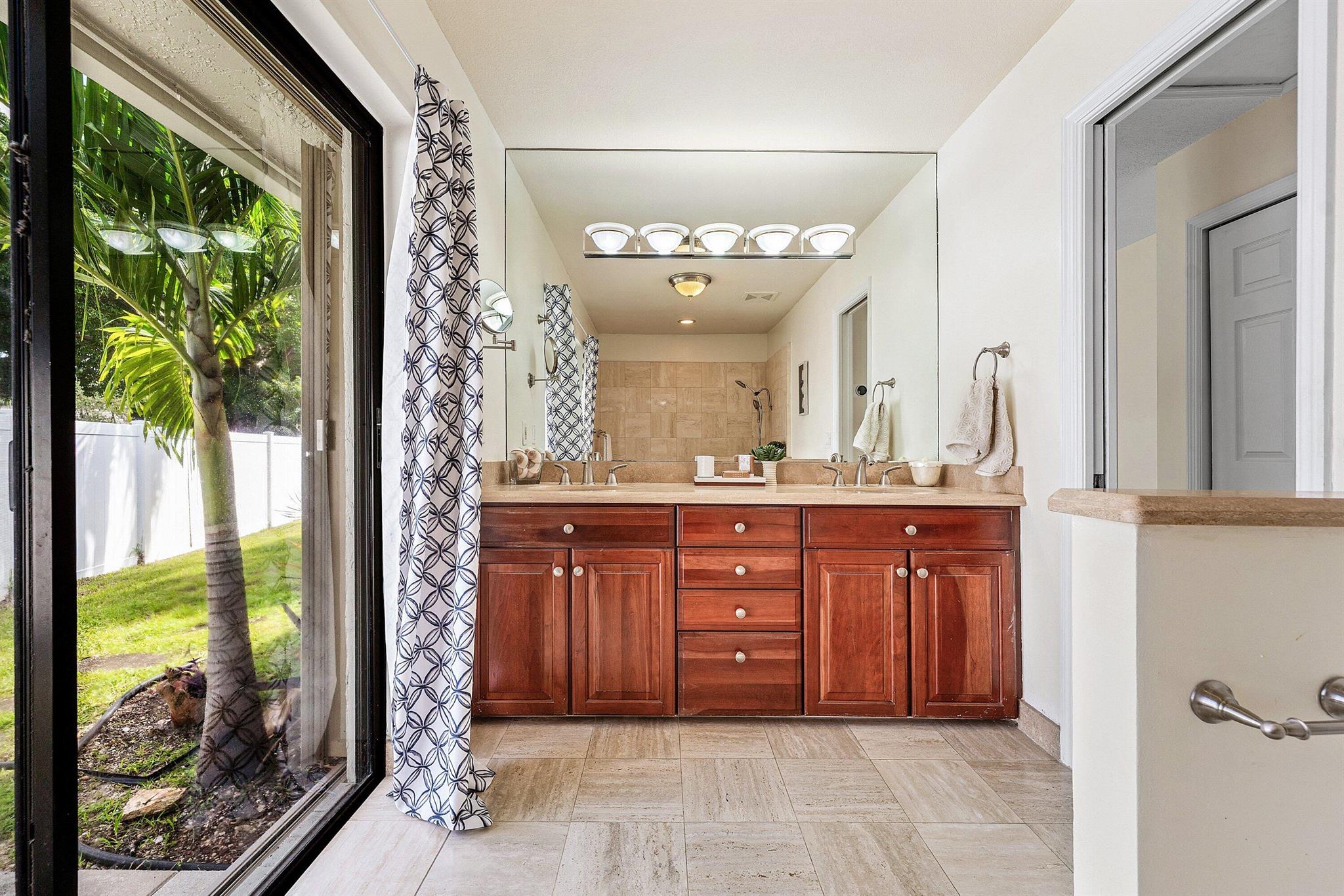 ESTANCIA - Residential