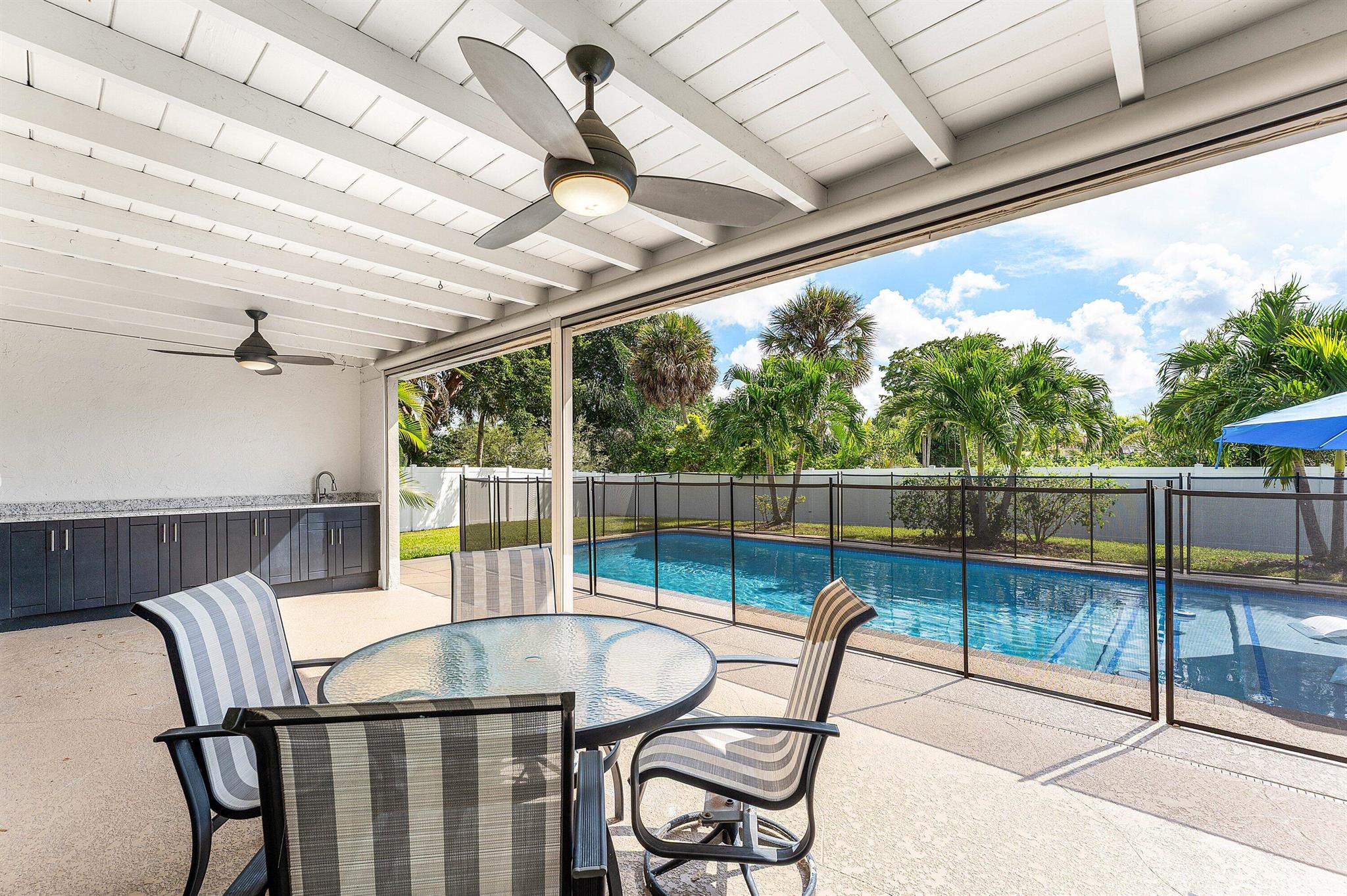 ESTANCIA - Residential