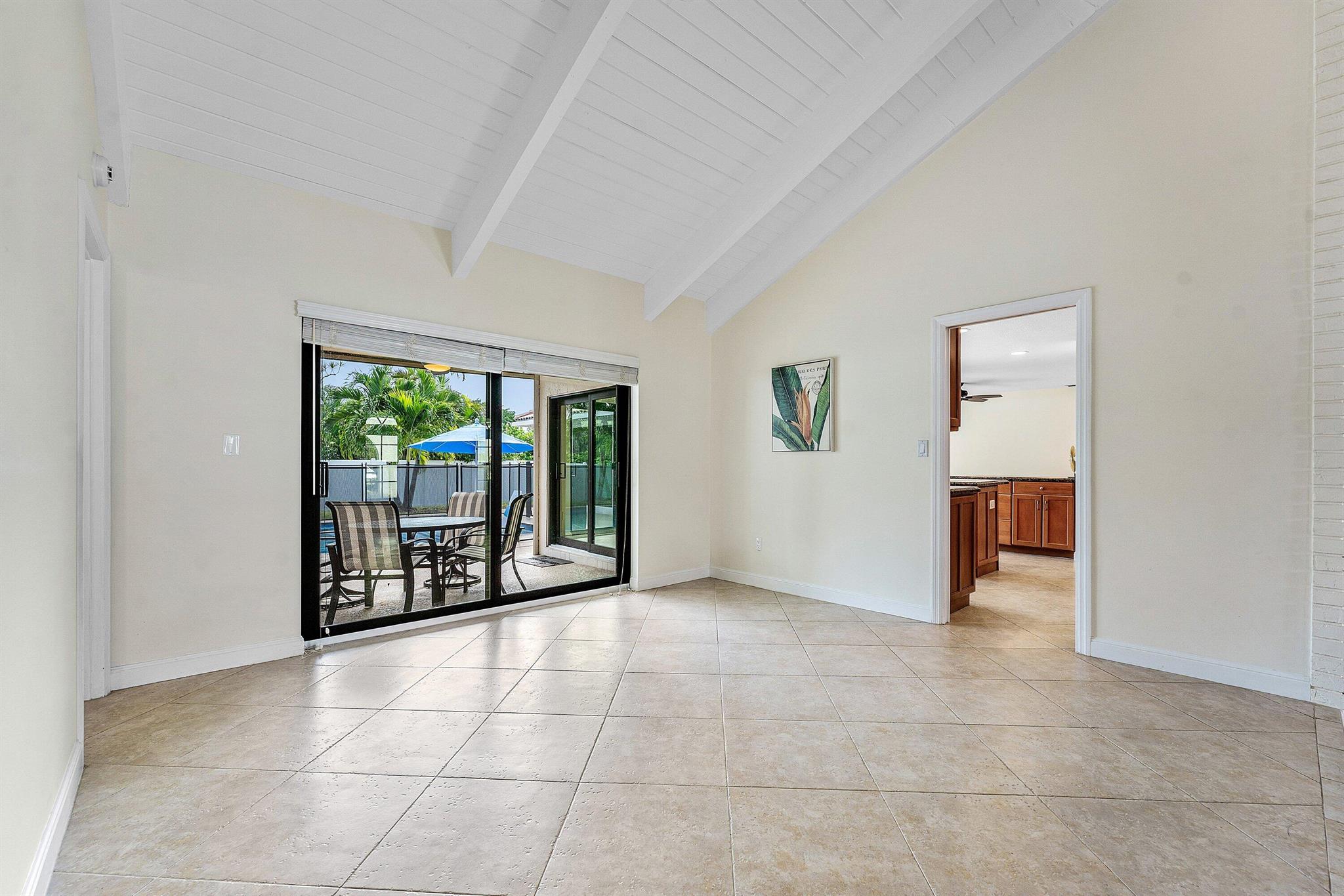 ESTANCIA - Residential