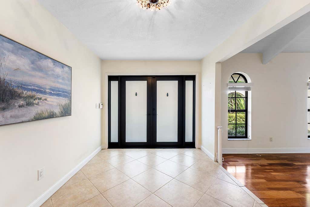 Photo of 6738 S Grande Drive, Boca Raton, FL 33433 (MLS # R11133675)