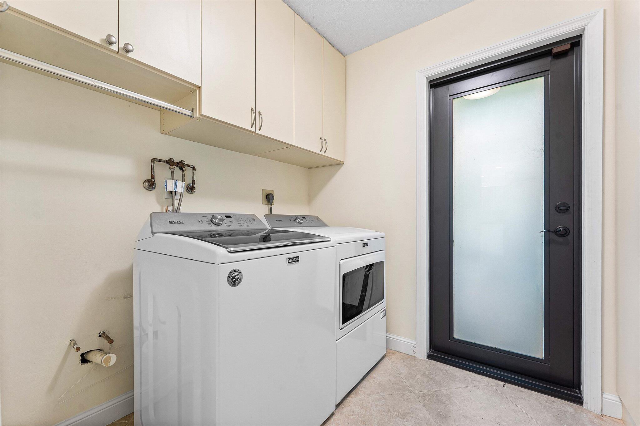 ESTANCIA - Residential