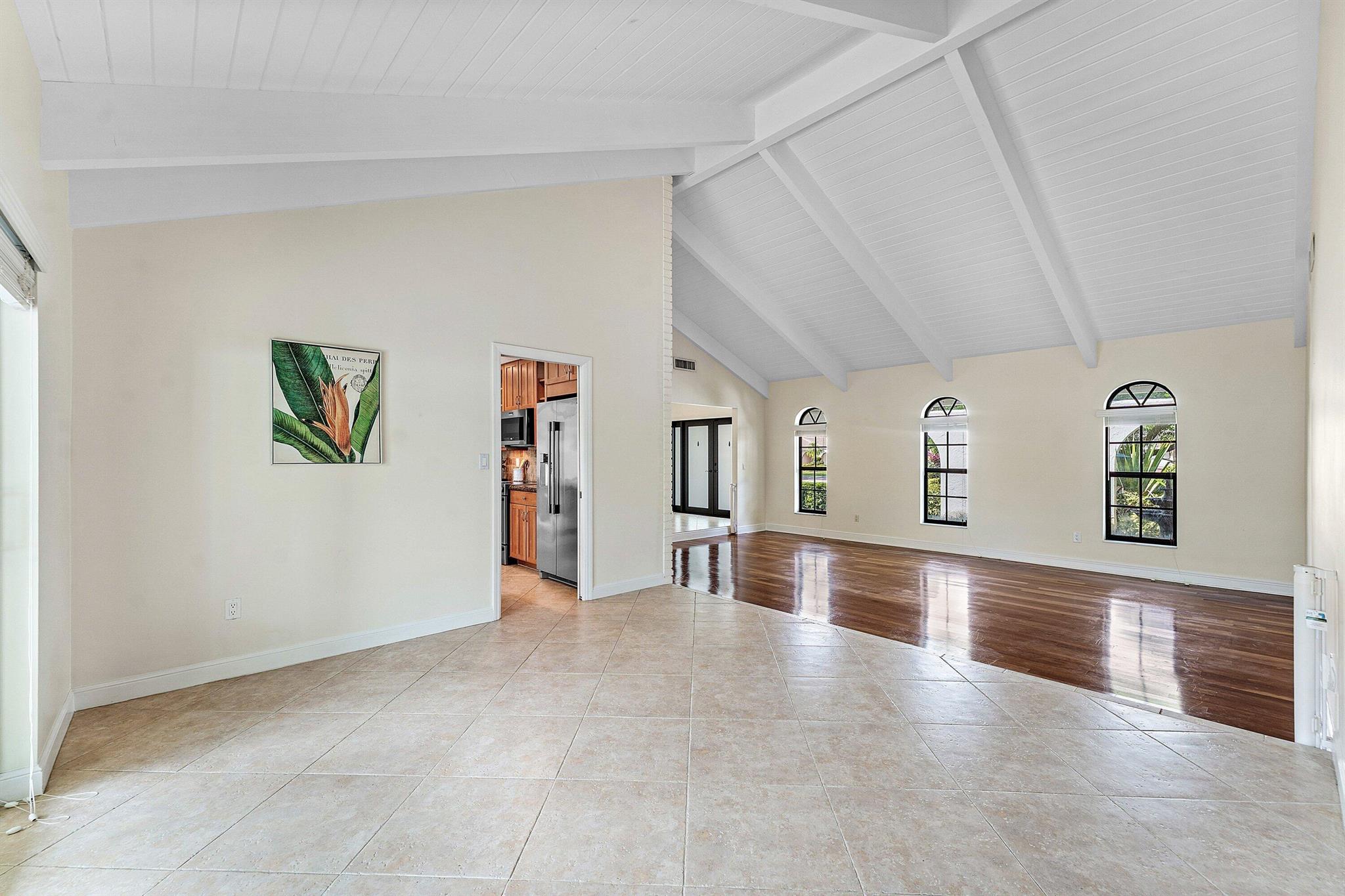 ESTANCIA - Residential