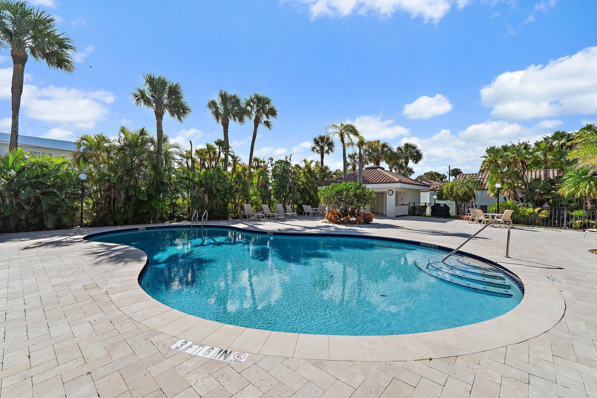 TEQUESTA COVE CONDO - Residential