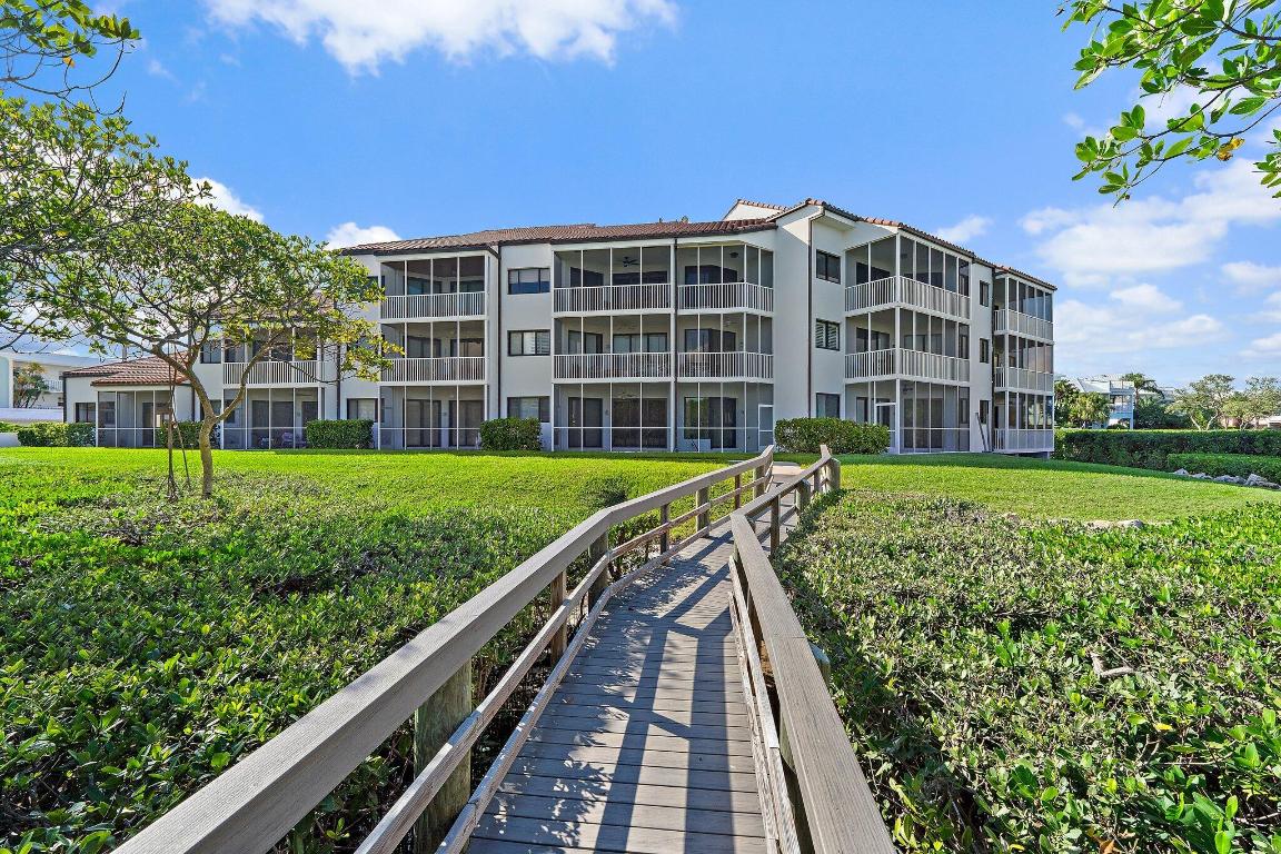 TEQUESTA COVE CONDO - Residential