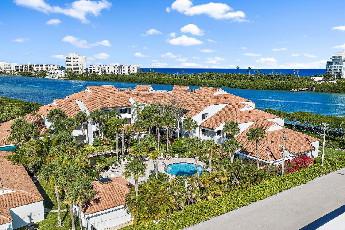 TEQUESTA COVE CONDO - Residential