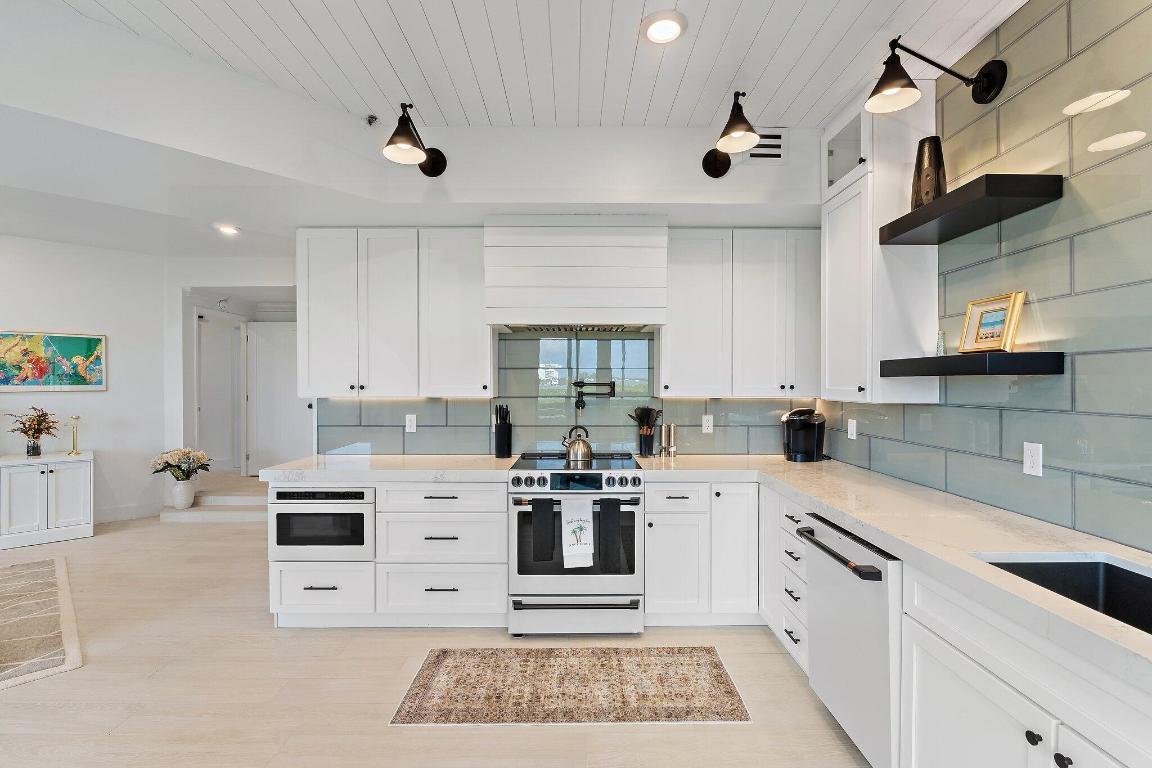 TEQUESTA COVE CONDO - Residential