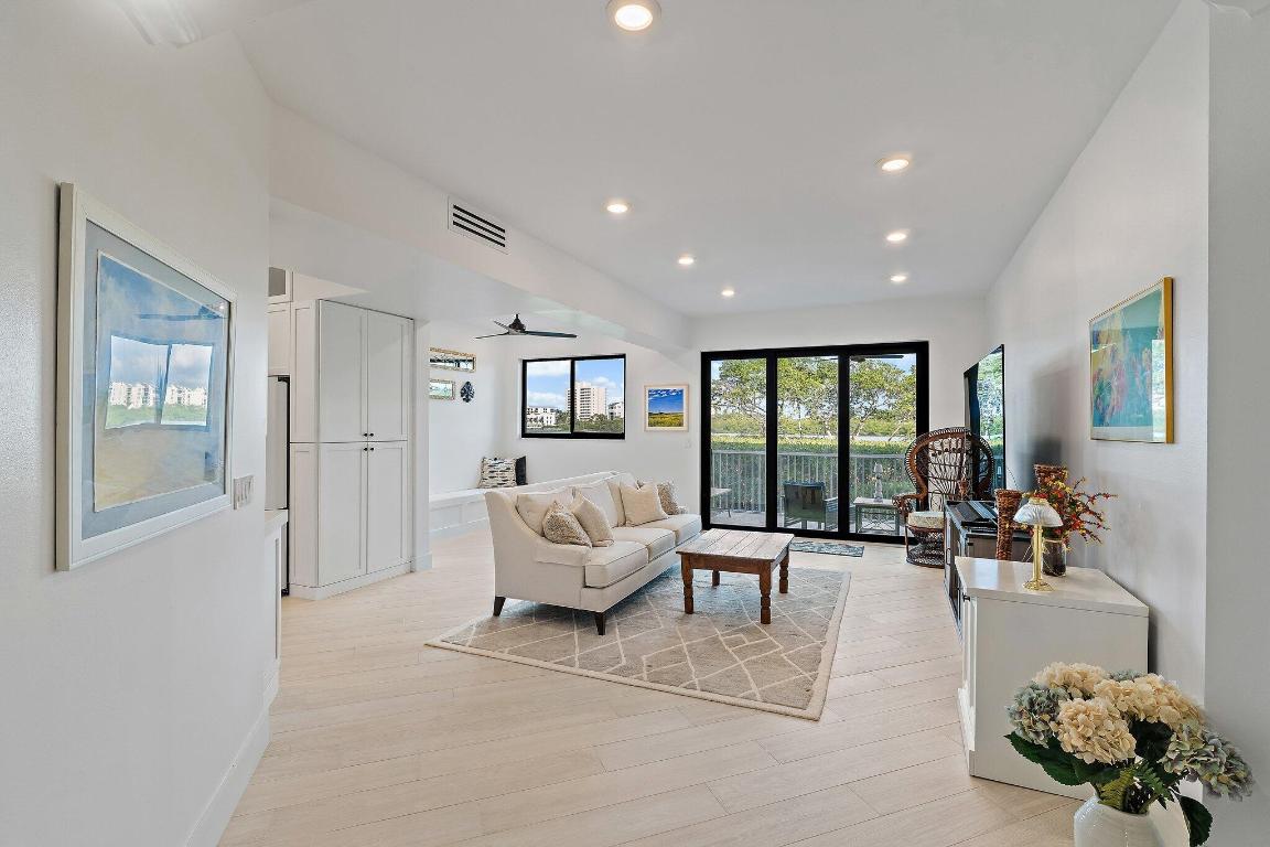 TEQUESTA COVE CONDO - Residential