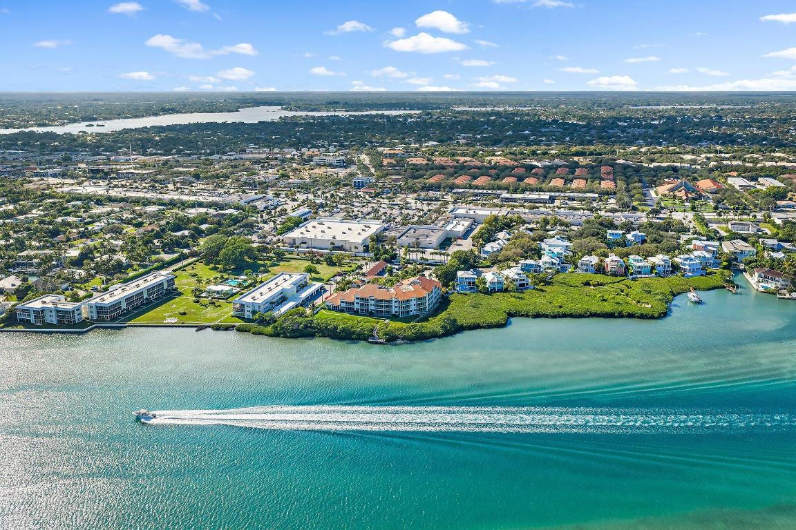 TEQUESTA COVE CONDO - Residential