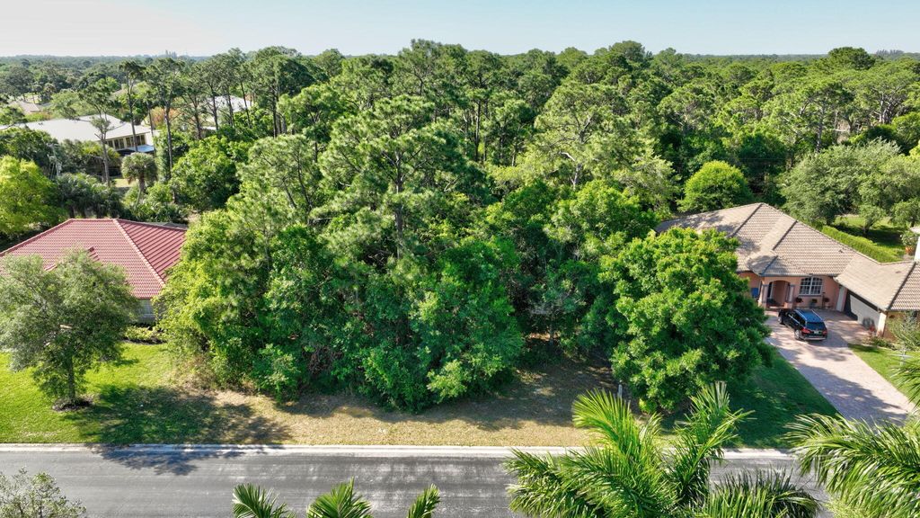 Photo of 9613 Knollwood Lane, Fort Pierce, FL 34951 (MLS # R10974288)