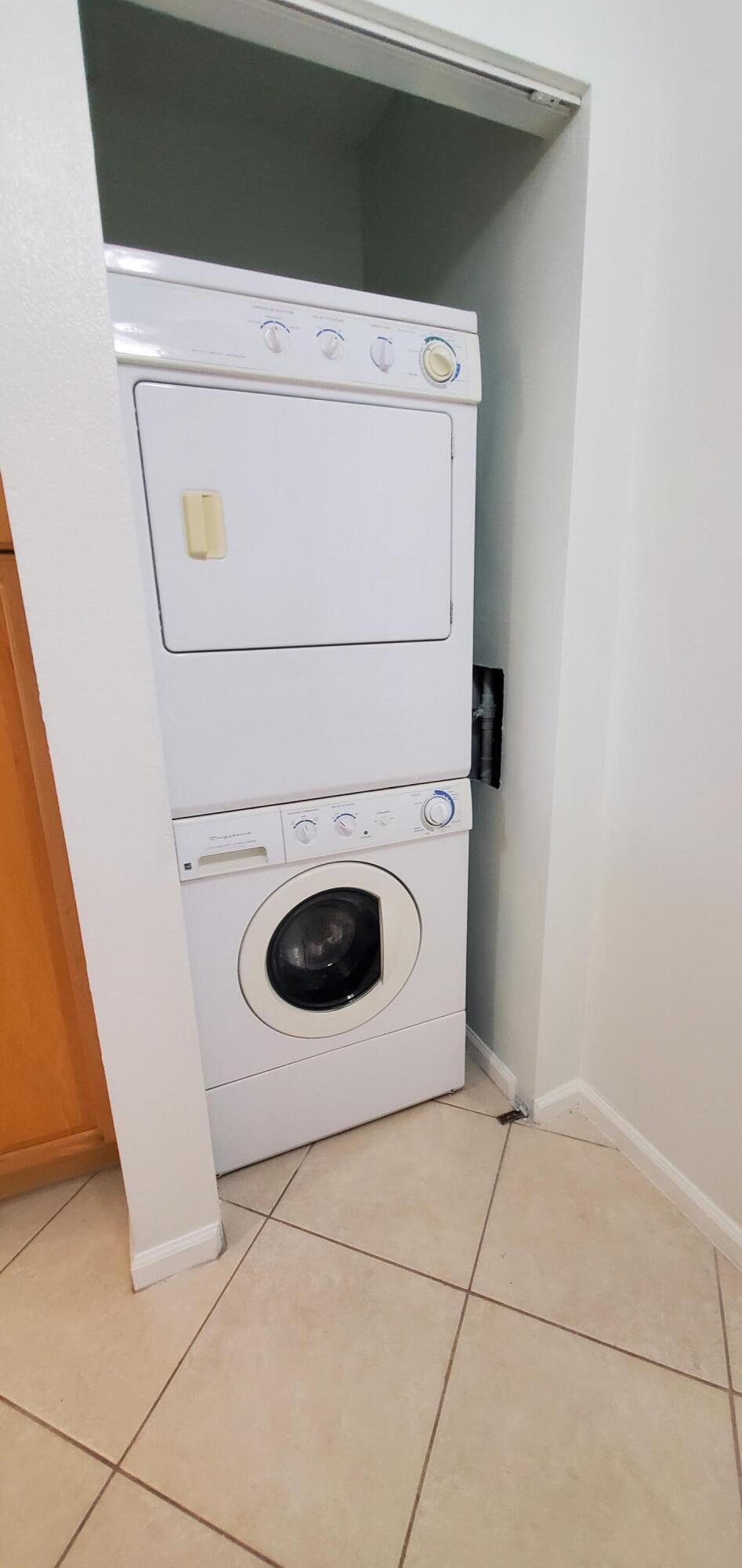 PALM LAKES CONDO - Residential