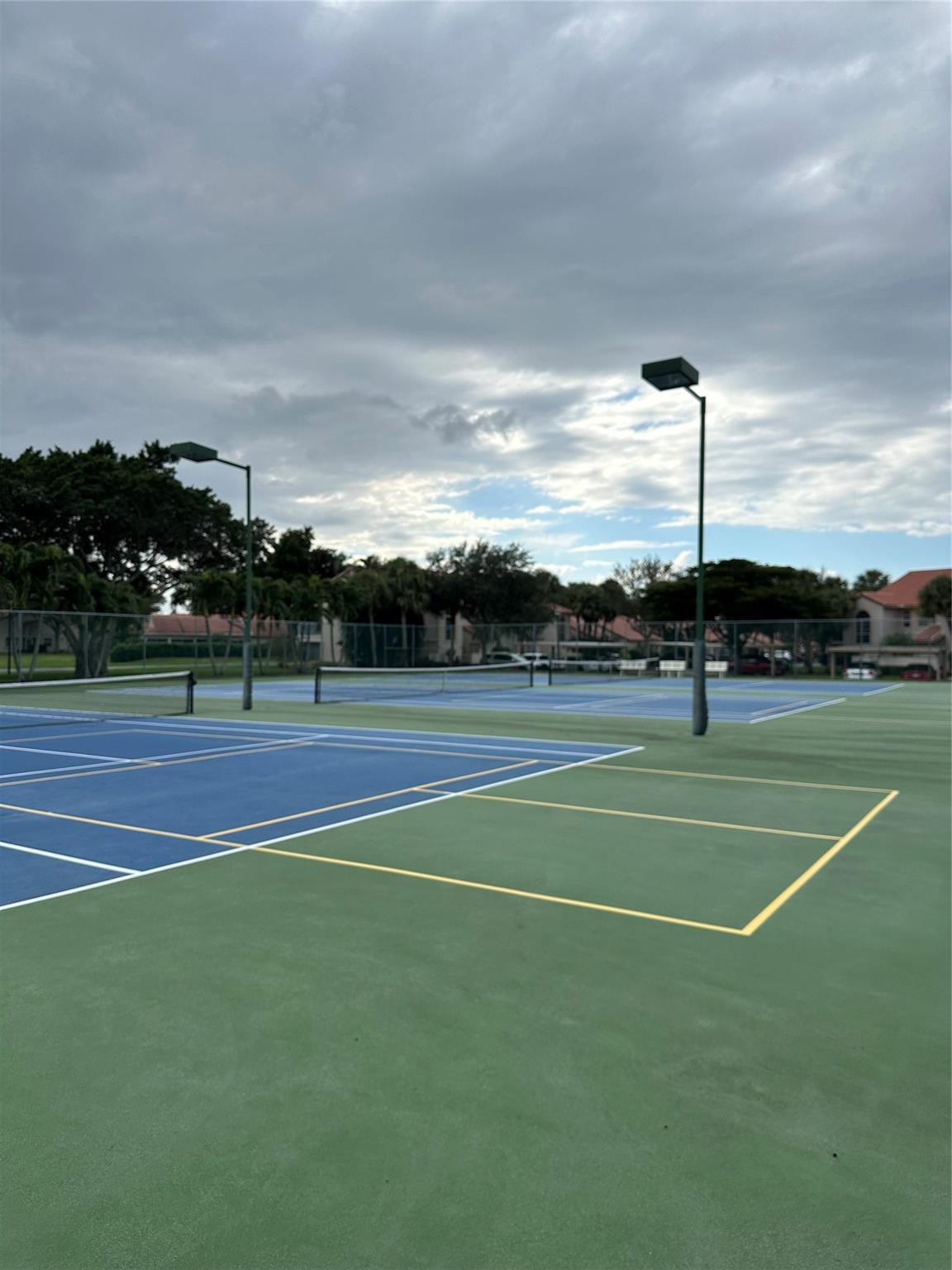 EMERALD POINTE - Residential