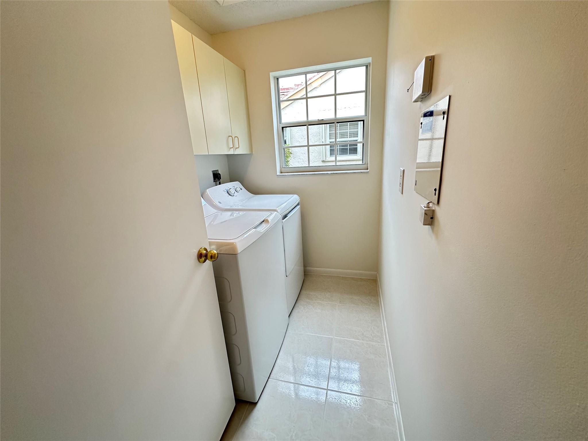 EMERALD POINTE - Residential