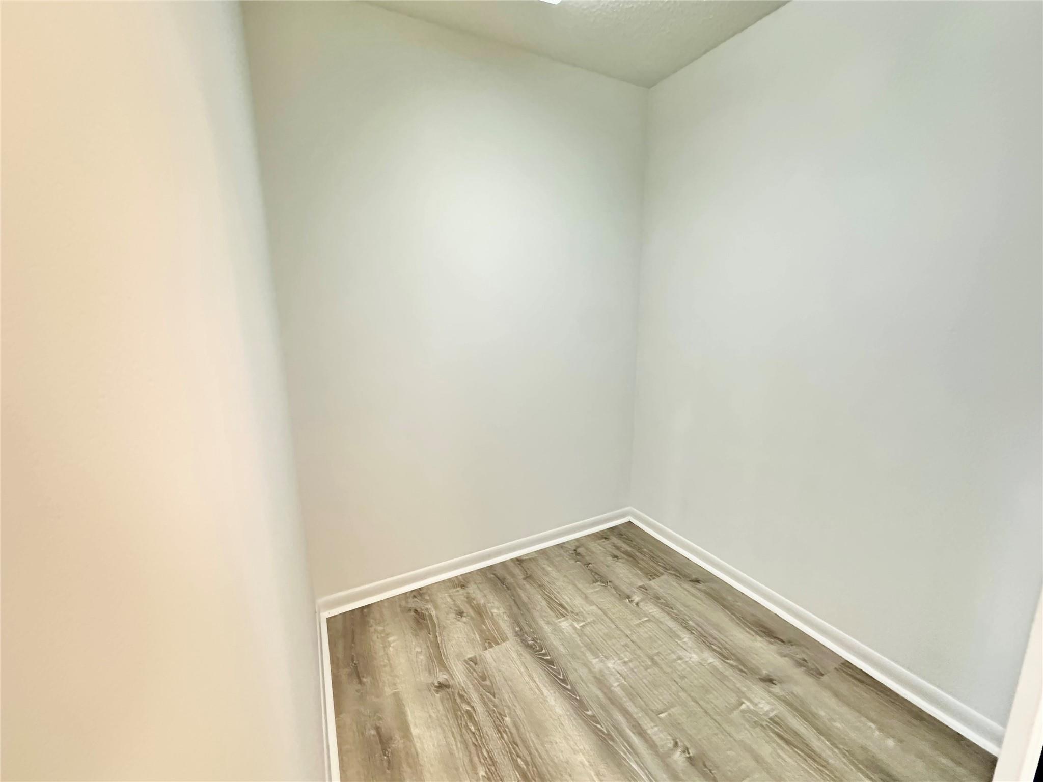 EMERALD POINTE - Residential