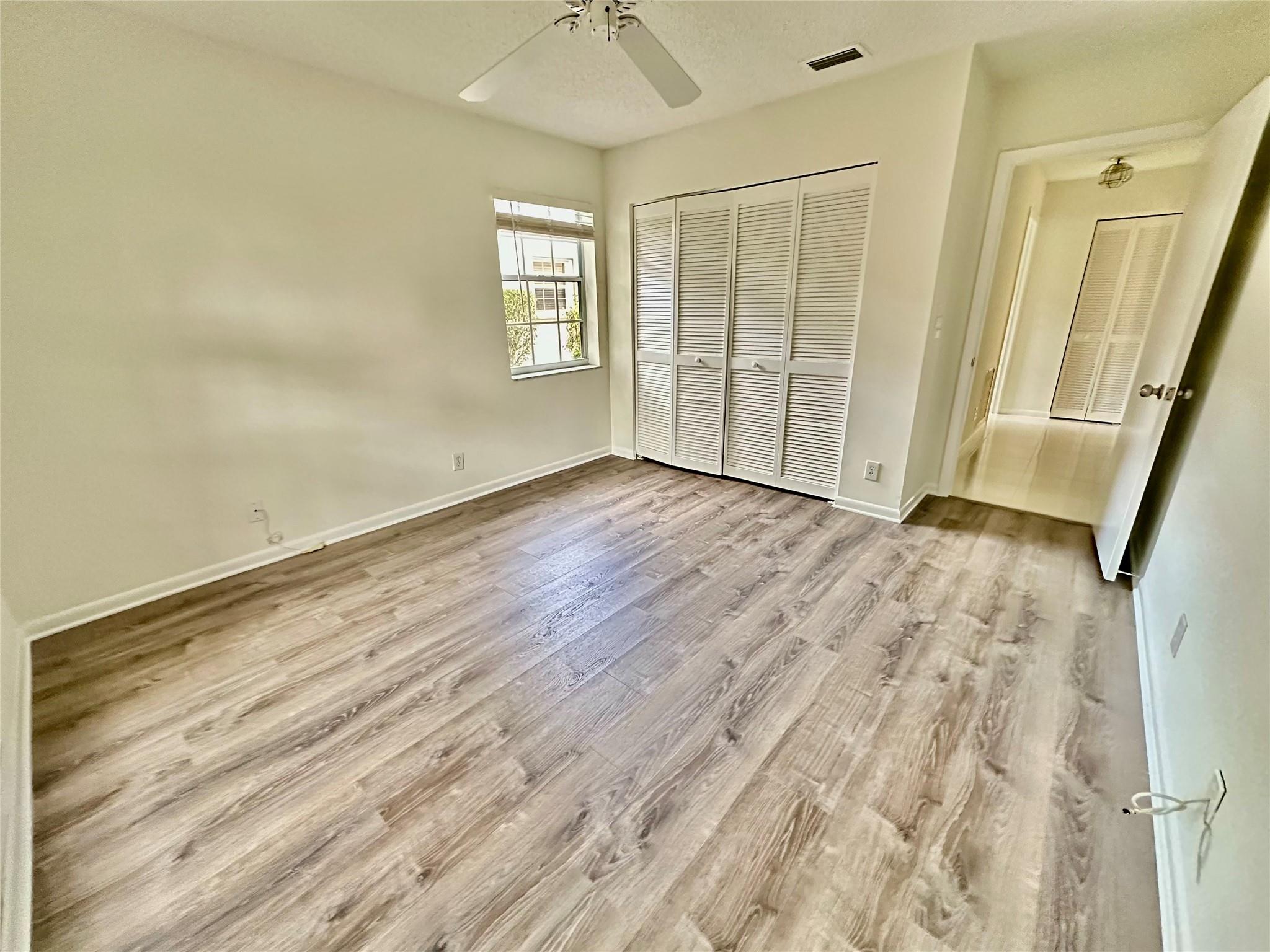 EMERALD POINTE - Residential