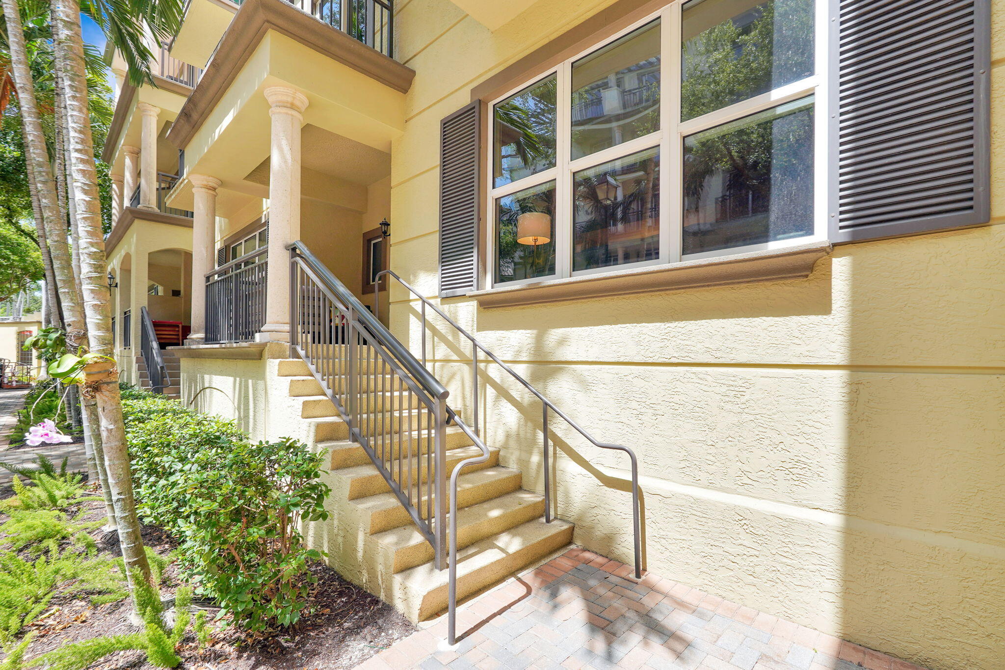 2601 NE 14th Avenue 115